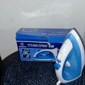 Westinghouse Blue and White Steam Iron